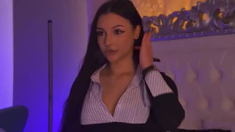 LexyBanks online show from February 2026 08:42:01 AM