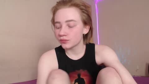 Snapshot of lexy_l0vy chatting on April 2026 08:28:02 AM LexxxY online show from April 2026 08:28:02 AM