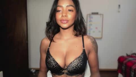 LEXY - Independent account online show from February 2026 02:10:01 PM