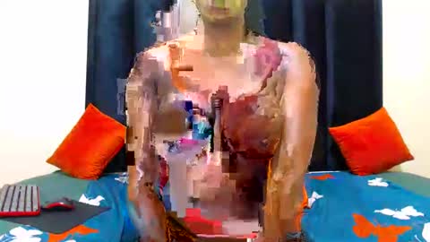 Snapshot of lexybooty09 chatting on March 2025 09:43:01 PM Silindile Caroline Madlala online show from March 2025 09:43:01 PM