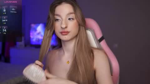 Lexy online show from September 2025 08:30:02 PM