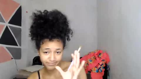 lolita online show from December 2024 01:23:02 PM