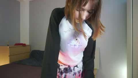 Snapshot of leyla_grace chatting on May 2026 06:13:01 PM leyla_grace online show from May 2026 06:13:01 PM