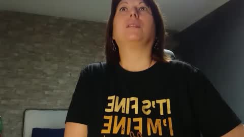 Leyla online show from November 2025 08:02:01 AM