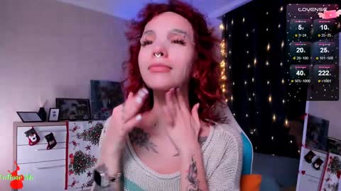 Snapshot of leylanoir chatting on January 2025 06:02:02 PM LEA online show from January 2025 06:02:02 PM