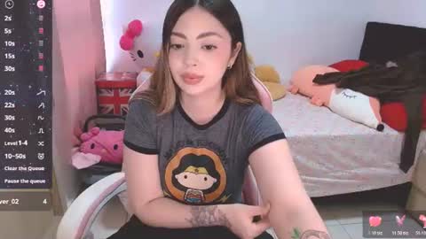Snapshot of leylasloane chatting on June 2026 05:17:02 PM Leyla online show from June 2026 05:17:02 PM