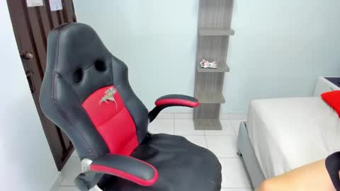   online show from December 2024 05:40:01 PM