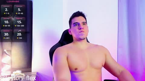 Snapshot of leyton_flexx chatting on October 2025 11:28:02 PM L E Y T O N online show from October 2025 11:28:02 PM