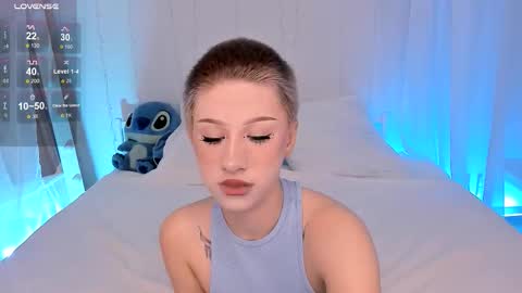 Lisa online show from October 2025 04:22:02 AM