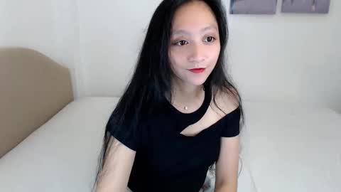 Lyn online show from October 2025 10:45:01 AM
