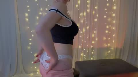 Linda my FANSLY  red fury online show from December 2025 01:25:02 AM