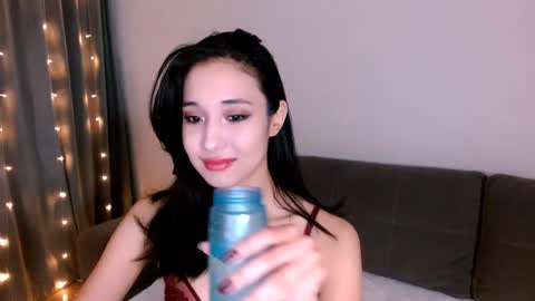 Snapshot of li_noen chatting on January 2025 03:44:01 PM Li online show from January 2025 03:44:01 PM