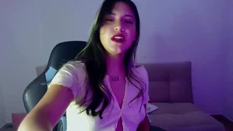 Lia  online show from March 2026 12:37:02 AM