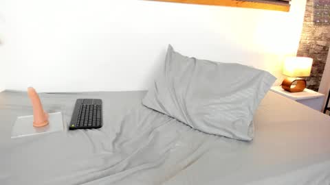 Lia James online show from February 2026 11:38:02 AM