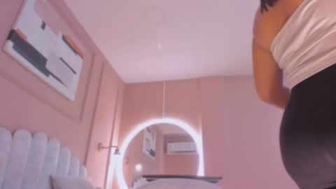 Snapshot of lia_ass chatting on January 2025 10:20:02 AM Liss 3 online show from January 2025 10:20:02 AM