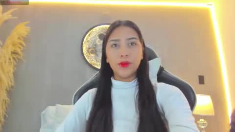 Snapshot of lia_banner chatting on October 2025 12:04:02 PM L I A online show from October 2025 12:04:02 PM