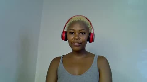 Snapshot of lia_jupiter1 chatting on October 2025 05:24:02 PM lia online show from October 2025 05:24:02 PM