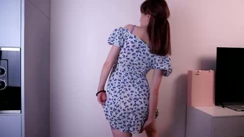 Lia online show from May 2026 01:28:02 PM