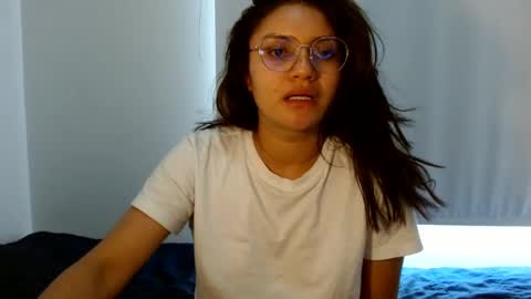Snapshot of lia_miracle chatting on June 2026 08:30:02 PM lia_miracle online show from June 2026 08:30:02 PM