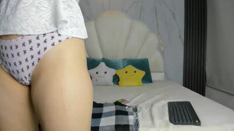 Lia online show from March 2026 08:26:01 PM