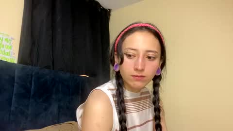 Little Queen Lia  online show from February 2026 12:38:02 AM