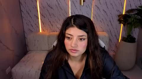 Online 1400 - 2100 online show from March 2026 03:00:01 AM