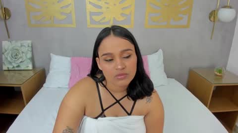 Snapshot of lia_sexx19 chatting on February 2025 02:11:02 AM Lia online show from February 2025 02:11:02 AM