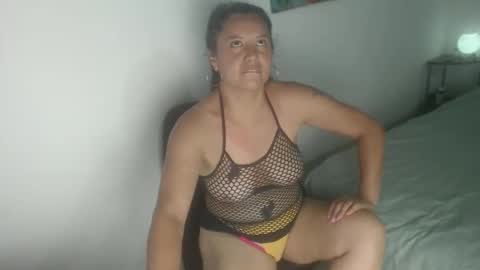 Snapshot of lia_taylor10 chatting on May 2026 07:20:02 PM Lia online show from May 2026 07:20:02 PM