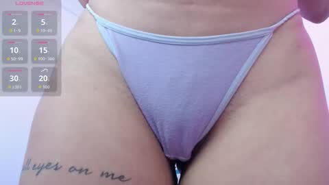 lia_tgn online show from October 2025 06:41:02 PM