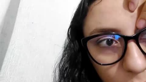   lia  online show from December 2024 05:29:02 AM