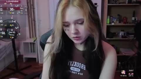 Snapshot of liaa_littll chatting on July 2026 06:28:01 PM liaa_littll online show from July 2026 06:28:01 PM