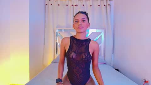 Snapshot of liaa_taylor1 chatting on March 2026 04:40:02 AM Lia online show from March 2026 04:40:02 AM