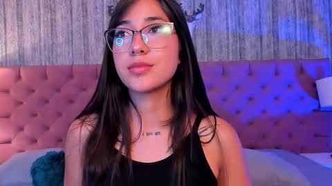 liaa turner  online show from January 2026 08:25:01 PM