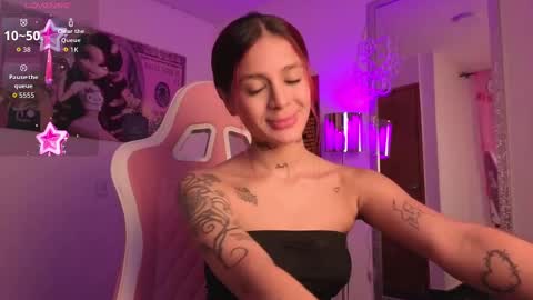 Lia Butera online show from October 2025 02:59:01 PM