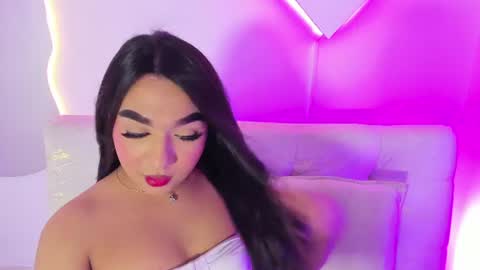 La  online show from August 2026 01:49:02 AM
