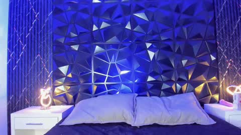 Lia online show from March 2025 05:17:02 AM