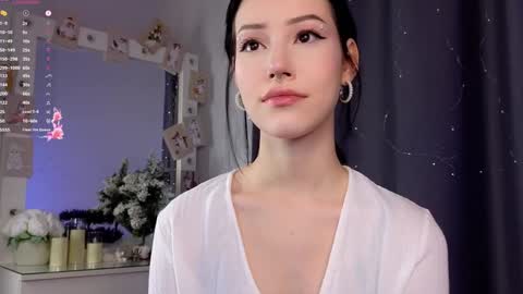 Lia  online show from January 2025 10:17:01 AM