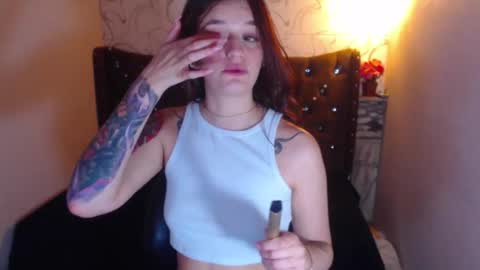  Lia  online show from February 2025 05:04:01 PM