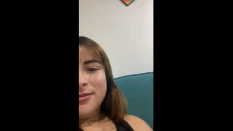 Liah Ferrer online show from October 2025 04:57:02 AM