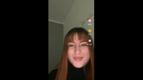 Liah Ferrer online show from October 2025 11:20:01 PM