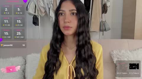 Lia Johnsons online show from March 2026 01:03:01 AM