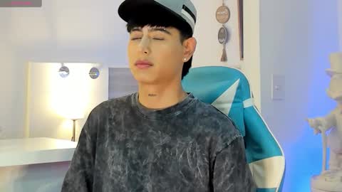 Snapshot of liam_055 chatting on October 2025 09:56:01 PM Liam online show from October 2025 09:56:01 PM