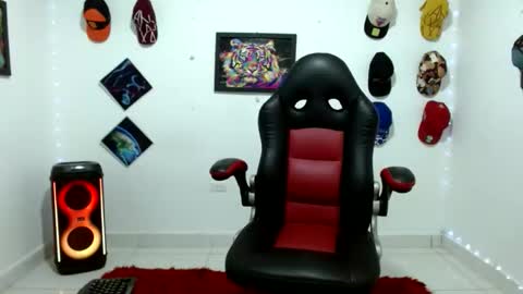 Andres online show from February 2026 10:52:02 PM