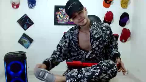 Andres online show from March 2026 10:47:02 PM