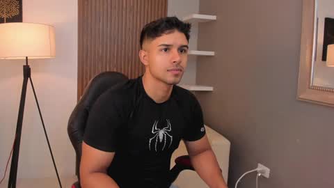 Snapshot of liam_colliins chatting on December 2024 11:36:01 AM Liam Collins online show from December 2024 11:36:01 AM