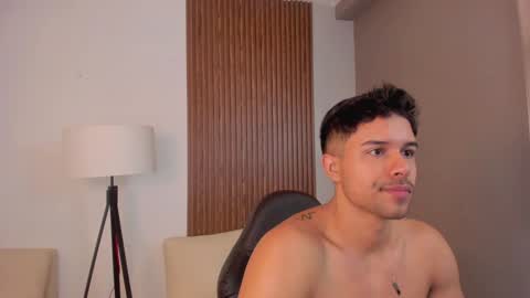 Snapshot of liam_colliins chatting on January 2025 11:38:02 AM Liam Collins online show from January 2025 11:38:02 AM