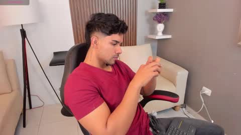 Snapshot of liam_colliins chatting on February 2025 11:52:01 AM Liam Collins online show from February 2025 11:52:01 AM