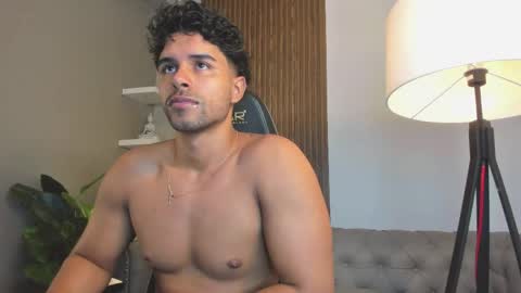 Liam Collins online show from April 2026 11:47:02 AM