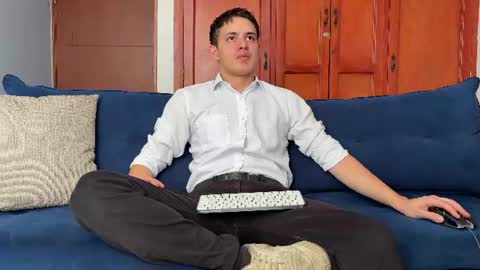 Liam online show from August 2026 02:30:01 PM