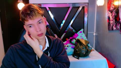 Snapshot of liam_green1 chatting on February 2026 12:02:01 PM liam_green1 online show from February 2026 12:02:01 PM